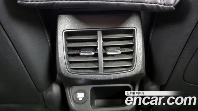 2020 Kia Seltos Gasoline 1.6 Turbo 2WD Sold VIN KNAET812GLK002085 – engine bay