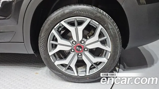 2020 Kia Seltos Gasoline 1.6 Turbo 2WD VIN KNAET812GLK002977