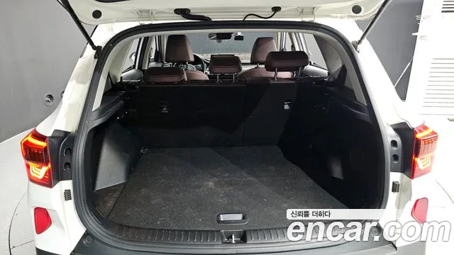 2020 Kia Seltos Gasoline 1.6 Turbo 2WD Sold VIN KNAET812GLK003262 – undercarriage