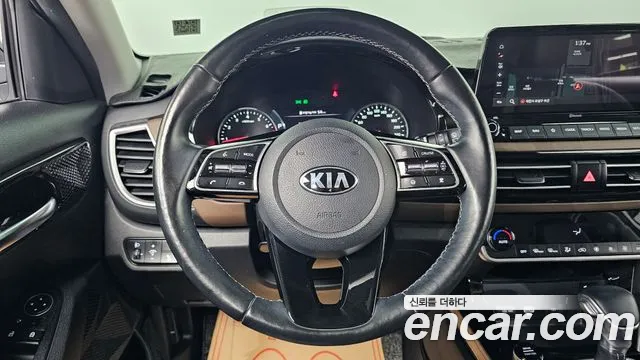 2020 Kia Seltos Gasoline 1.6 Turbo 2WD Sold VIN KNAET812GLK010726 – photo 11 2020 Kia Seltos Gasoline 1.6 Turbo 2WD Sold VIN KNAET812GLK010726 – photo 11