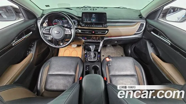 2020 Kia Seltos Gasoline 1.6 Turbo 2WD Sold VIN KNAET812GLK010726 – photo 17 2020 Kia Seltos Gasoline 1.6 Turbo 2WD Sold VIN KNAET812GLK010726 – photo 17