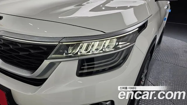2020 Kia Seltos Gasoline 1.6 Turbo 2WD Sold VIN KNAET812GLK010726 – photo 22 2020 Kia Seltos Gasoline 1.6 Turbo 2WD Sold VIN KNAET812GLK010726 – photo 22