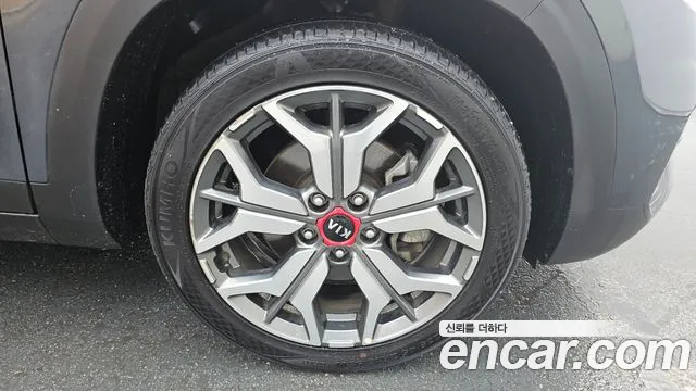 2020 Kia Seltos Gasoline 1.6 Turbo 2WD Sold VIN KNAET812GLK020911 – rear exterior