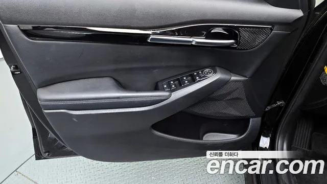 2020 Kia Seltos Gasoline 1.6 Turbo 2wd Sold VIN KNAET812GLK022240 – front exterior