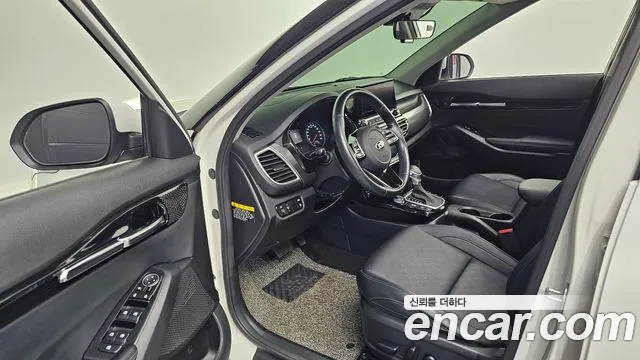 2020 Kia Seltos Gasoline 1.6 Turbo 2WD Sold VIN KNAET812GLK027284 – exterior detail