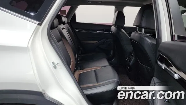 2020 Kia Seltos Gasoline 1.6 Turbo 2WD Sold VIN KNAET812GLK036319 – undercarriage