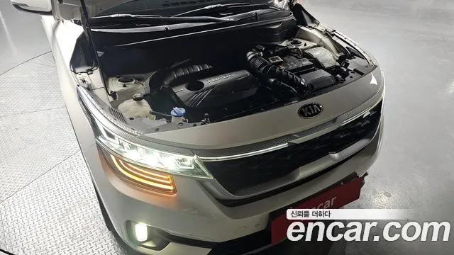 2020 Kia Seltos Gasoline 1.6 Turbo 2WD VIN KNAET812GLK037215