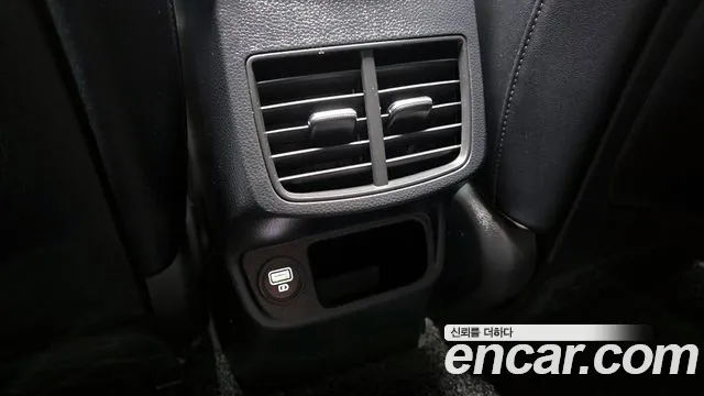 2020 Kia Seltos Gasoline 1.6 Turbo 2WD Sold VIN KNAET812GLK041567 – engine bay