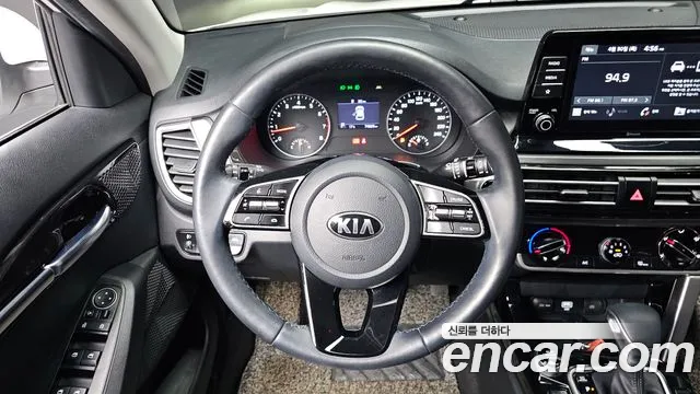 2020 Kia Seltos Gasoline 1.6 Turbo 2WD Sold VIN KNAET812GLK044275 – photo 13