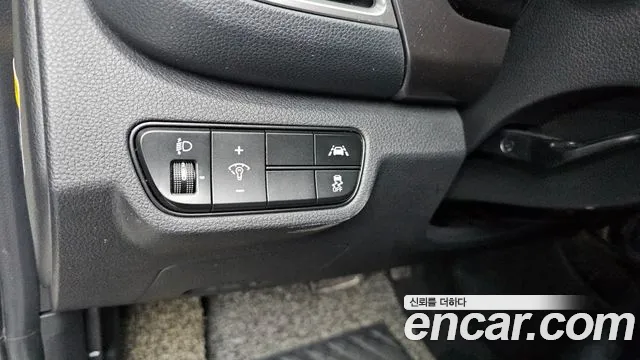 2020 Kia Seltos Gasoline 1.6 Turbo 2WD Sold VIN KNAET812GLK044275 – photo 16