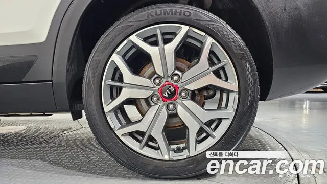 2020 Kia Seltos Gasoline 1.6 Turbo 2WD Sold VIN KNAET812GLK076877 – exterior detail