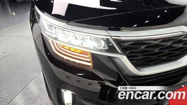 2020 Kia Seltos Gasoline 1.6 Turbo 2WD Sold VIN KNAET812GLK079184 – side profile 2020 Kia Seltos Gasoline 1.6 Turbo 2WD Sold VIN KNAET812GLK079184 – side profile