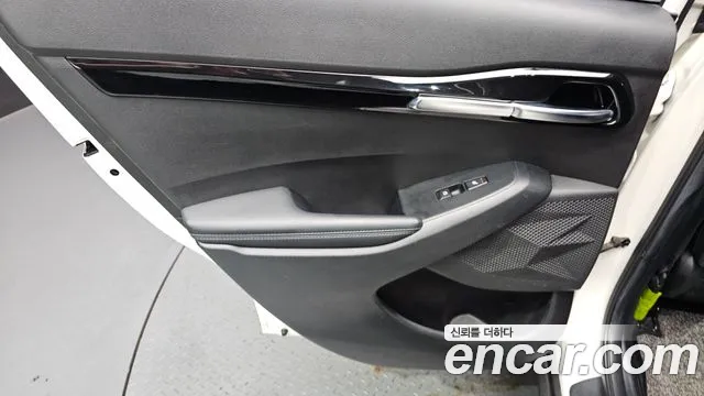 2020 Kia Seltos Gasoline 1.6 Turbo 2WD Sold VIN KNAET812GLK087119 – interior seats