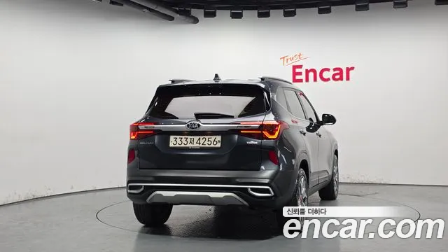 2020 Kia Seltos Gasoline 1.6 Turbo 2WD VIN KNAET812GLK091955