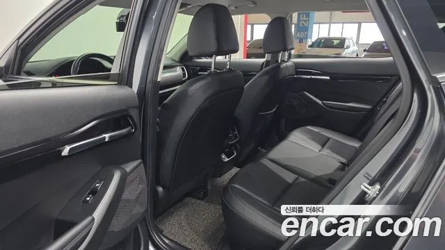 2020 Kia Seltos Gasoline 1.6 Turbo 2WD Sold VIN KNAET812GLK091955 – undercarriage 2020 Kia Seltos Gasoline 1.6 Turbo 2WD Sold VIN KNAET812GLK091955 – undercarriage