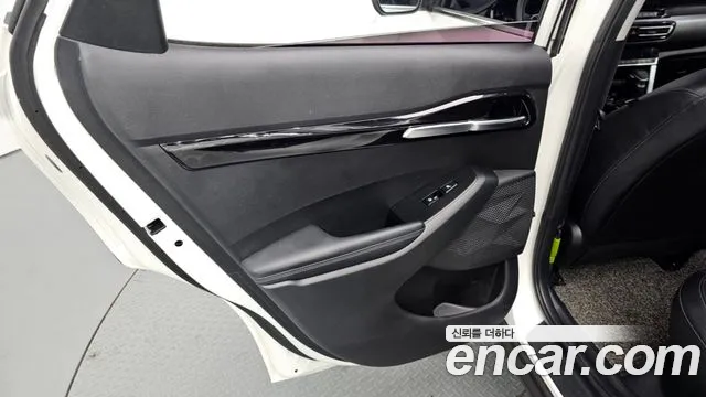 2020 Kia Seltos Gasoline 1.6 Turbo 2WD Sold VIN KNAET812GLK098589 – dashboard