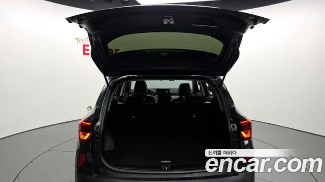 2021 Kia Seltos Gasoline 1.6 Turbo 2WD Sold VIN KNAET812GMK153889 – trunk area