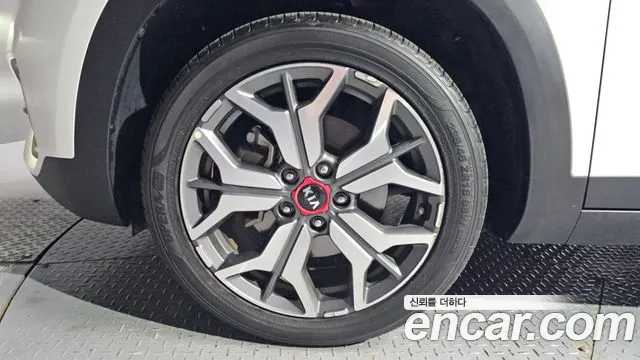 2021 Kia Seltos Gasoline 1.6 Turbo 2WD Sold VIN KNAET812GMK180255 – engine bay 2021 Kia Seltos Gasoline 1.6 Turbo 2WD Sold VIN KNAET812GMK180255 – engine bay