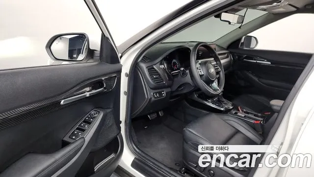 2021 Kia Seltos Gasoline 1.6 Turbo 2WD Sold VIN KNAET812GMK189919 – side profile