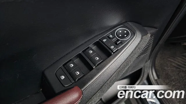 2022 Kia Seltos Gasoline 1.6 Turbo 2WD Sold VIN KNAET812GNK205933 – trunk area