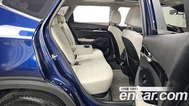 2022 Kia Seltos Gasoline 1.6 Turbo 2WD Sold VIN KNAET812GNK230502 – exterior detail 2022 Kia Seltos Gasoline 1.6 Turbo 2WD Sold VIN KNAET812GNK230502 – exterior detail