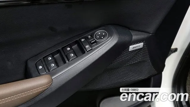 2022 Kia Seltos Gasoline 1.6 Turbo 2WD Sold VIN KNAET812GNK239564 – trunk area