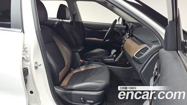 2022 Kia Seltos Gasoline 1.6 Turbo 2WD Sold VIN KNAET812GNK279445 – interior seats