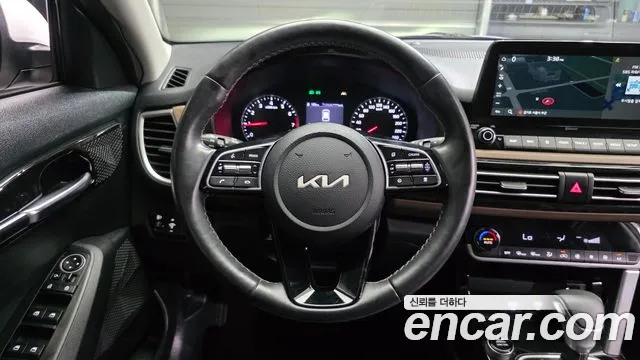 2022 Kia Seltos Gasoline 1.6 Turbo 2WD Sold VIN KNAET812GNK284836 – interior seats