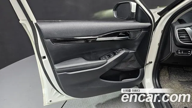 2023 Kia Seltos Gasoline 1.6 Turbo 2WD Sold VIN KNAET812GPK332701 – rear exterior