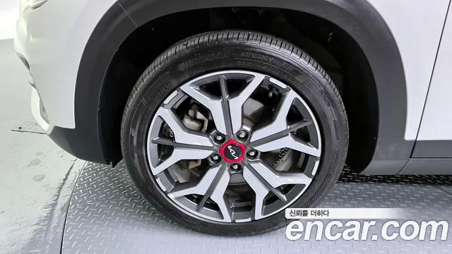 2023 Kia Seltos Gasoline 1.6 Turbo 2WD Sold VIN KNAET812GPK338198 – exterior detail 2023 Kia Seltos Gasoline 1.6 Turbo 2WD Sold VIN KNAET812GPK338198 – exterior detail