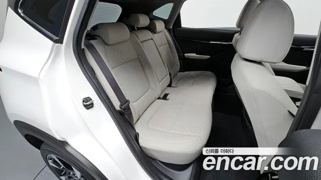 2023 Kia Seltos Gasoline 1.6 Turbo 2WD Sold VIN KNAET812GPK363153 – trunk area