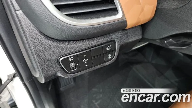 2023 Kia The New Seltos Gasoline 1.6 Turbo 2WD Sold VIN KNAET817BPK381544 – trunk area