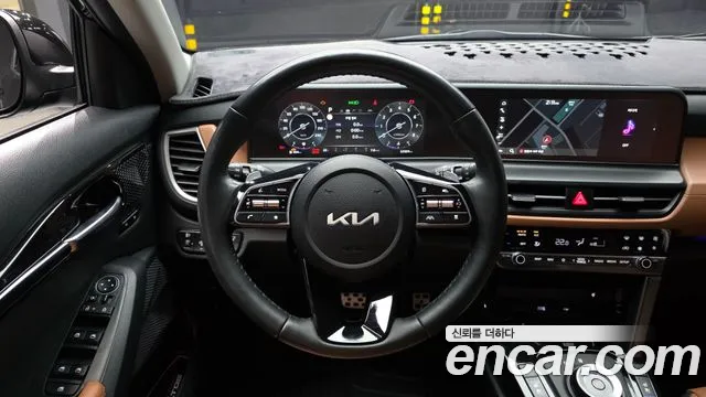 2023 Kia The New Seltos Gasoline 1.6 Turbo 2WD Sold VIN KNAET817BPK395492 – trunk area