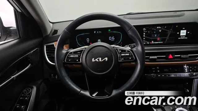 2024 Kia The New Seltos Gasoline 1.6 Turbo 2WD Sold VIN KNAET817BRK520603 – photo 17 2024 Kia The New Seltos Gasoline 1.6 Turbo 2WD Sold VIN KNAET817BRK520603 – photo 17