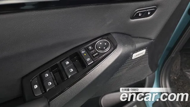 2024 Kia The New Seltos Gasoline 1.6 Turbo 2WD Sold VIN KNAET817BRK657584 – exterior detail