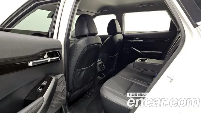 2025 Kia The New Seltos Gasoline 1.6 Turbo 2WD Sold VIN KNAET817BSK746235 – undercarriage 2025 Kia The New Seltos Gasoline 1.6 Turbo 2WD Sold VIN KNAET817BSK746235 – undercarriage