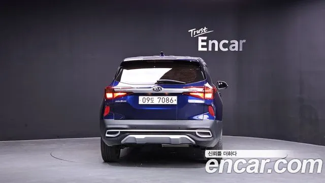 2020 Kia Seltos Diesel 1.6 2WD Sold VIN KNAEU815GLK002158 – trunk area