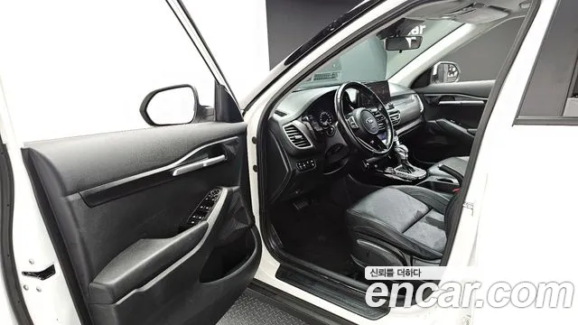 2022 Kia Seltos Diesel 1.6 2WD Sold VIN KNAEU815GNK255314 – trunk area