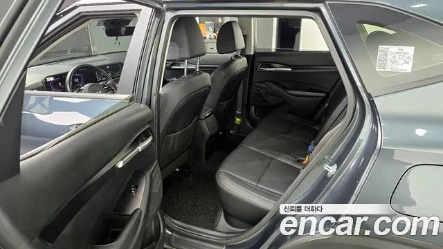 2024 Kia The New Seltos Gasoline 2.0 2WD Sold VIN KNAEU81AERK527146 – trunk area
