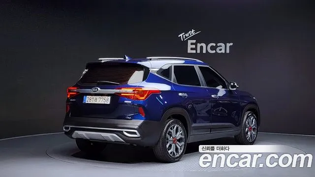 2022 Kia Seltos Gasoline 1.6 Turbo 4WD VIN KNAEV812HNK215895