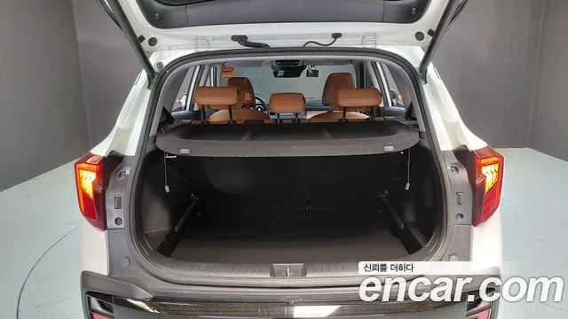 2023 Kia The New Seltos Gasoline 2.0 2WD Sold VIN KNAEV81AEPK498862 – trunk area 2023 Kia The New Seltos Gasoline 2.0 2WD Sold VIN KNAEV81AEPK498862 – trunk area