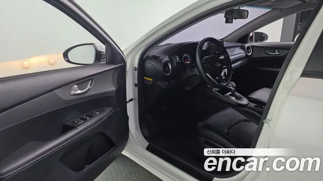 2019 Kia All New K3 Trendy Sold VIN KNAF141BEKA800709 – trunk area