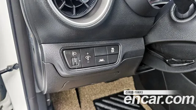 2019 Kia All New K3 Luxury Sold VIN KNAF241BEKA834206 – interior seats