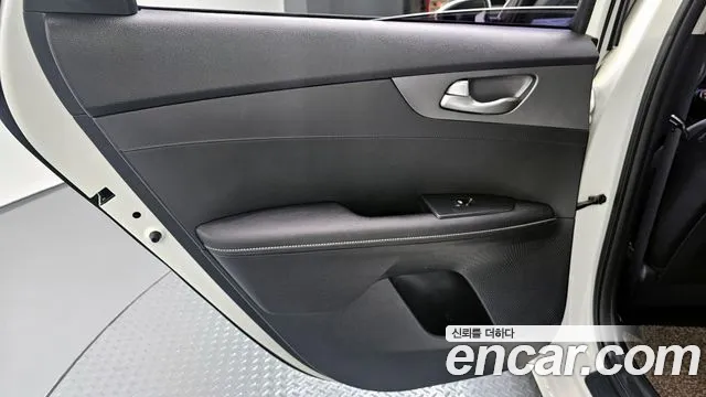 2019 Kia All New K3 Luxury Sold VIN KNAF241BEKA834206 – photo 21