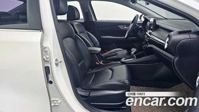 2019 Kia All New K3 Luxury Sold VIN KNAF241BEKA834206 – photo 32
