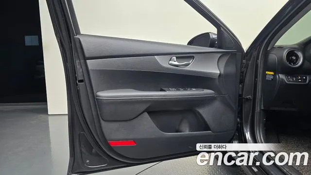 2019 Kia All New K3 Luxury Sold VIN KNAF241BEKA852640 – interior seats