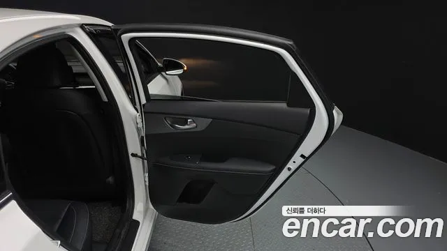 2019 Kia All New K3 Luxury Sold VIN KNAF241BEKA864605 – photo 12