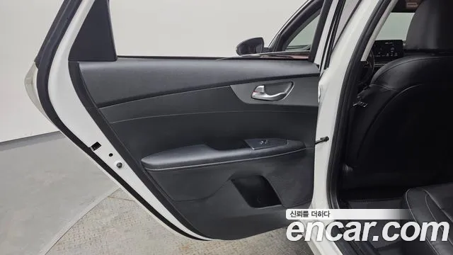 2021 Kia All New K3 Prestige Sold VIN KNAF241BEMA907860 – dashboard