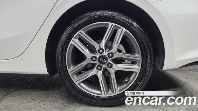 2021 Kia All New K3 Prestige Sold VIN KNAF241BEMA907860 – photo 16