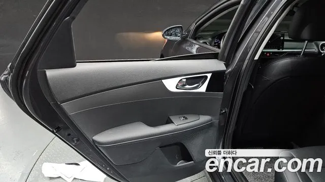 2023 Kia The New K3 2nd Gen 1.6 Sold VIN KNAF241BEPA954011 – interior seats